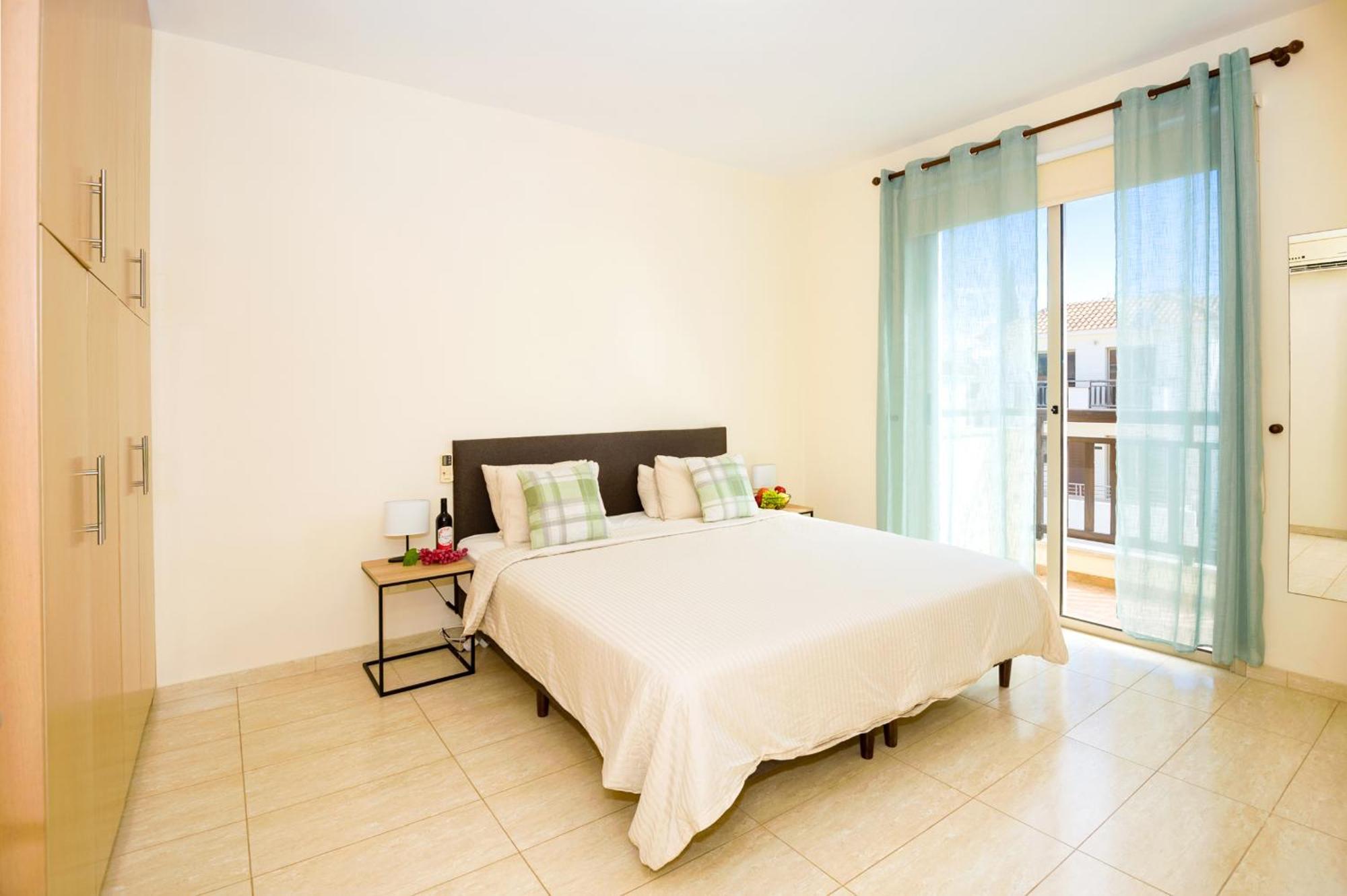 Villa Oasis Pernera Exterior photo
