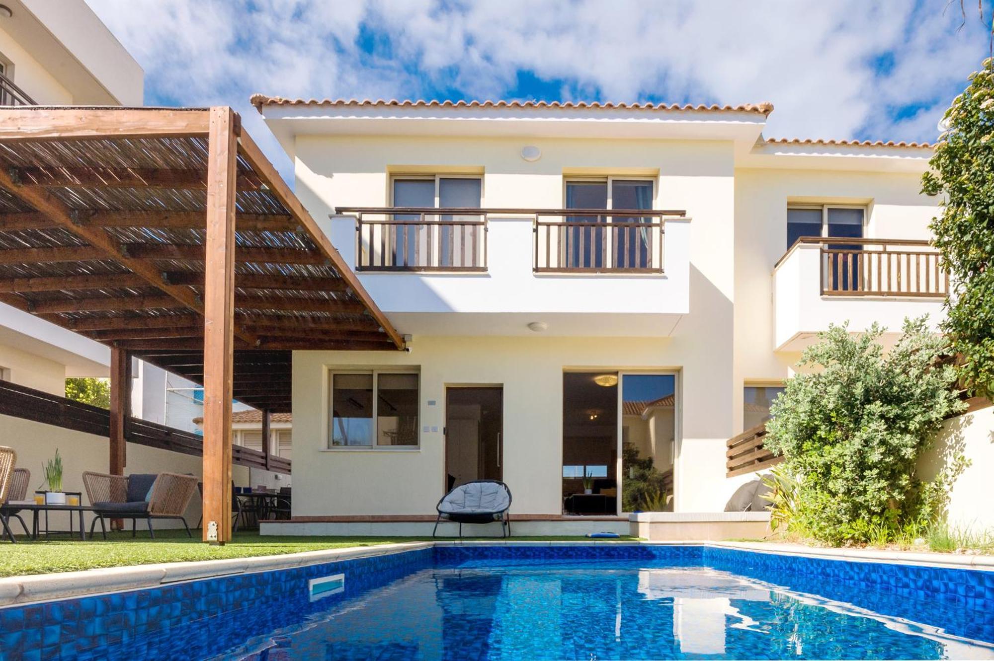 Villa Oasis Pernera Exterior photo